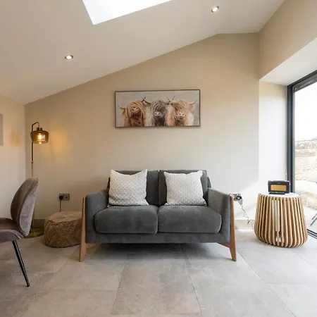 The Old Cutter Shed * Whitby